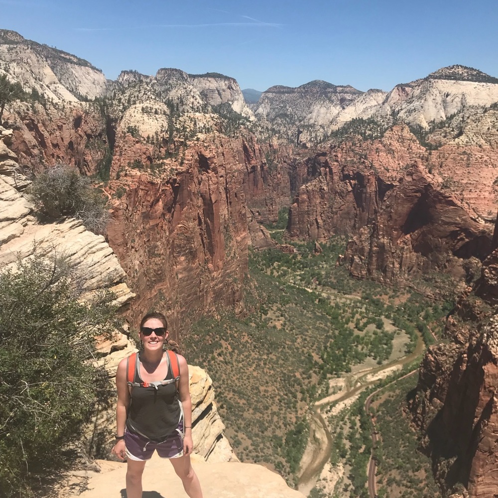 Meet your Posher, Amy